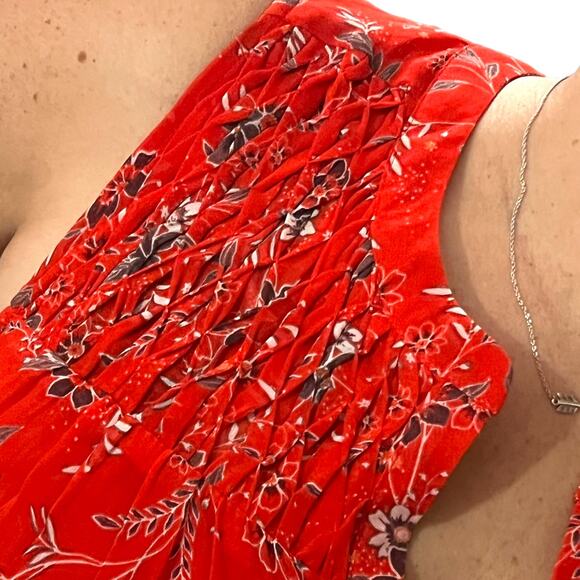 Daniel Rainn (S) Carin Smocked Bib Blouse - Stitch Fix Split Neck Sleeveless Top - Picture 11 of 12